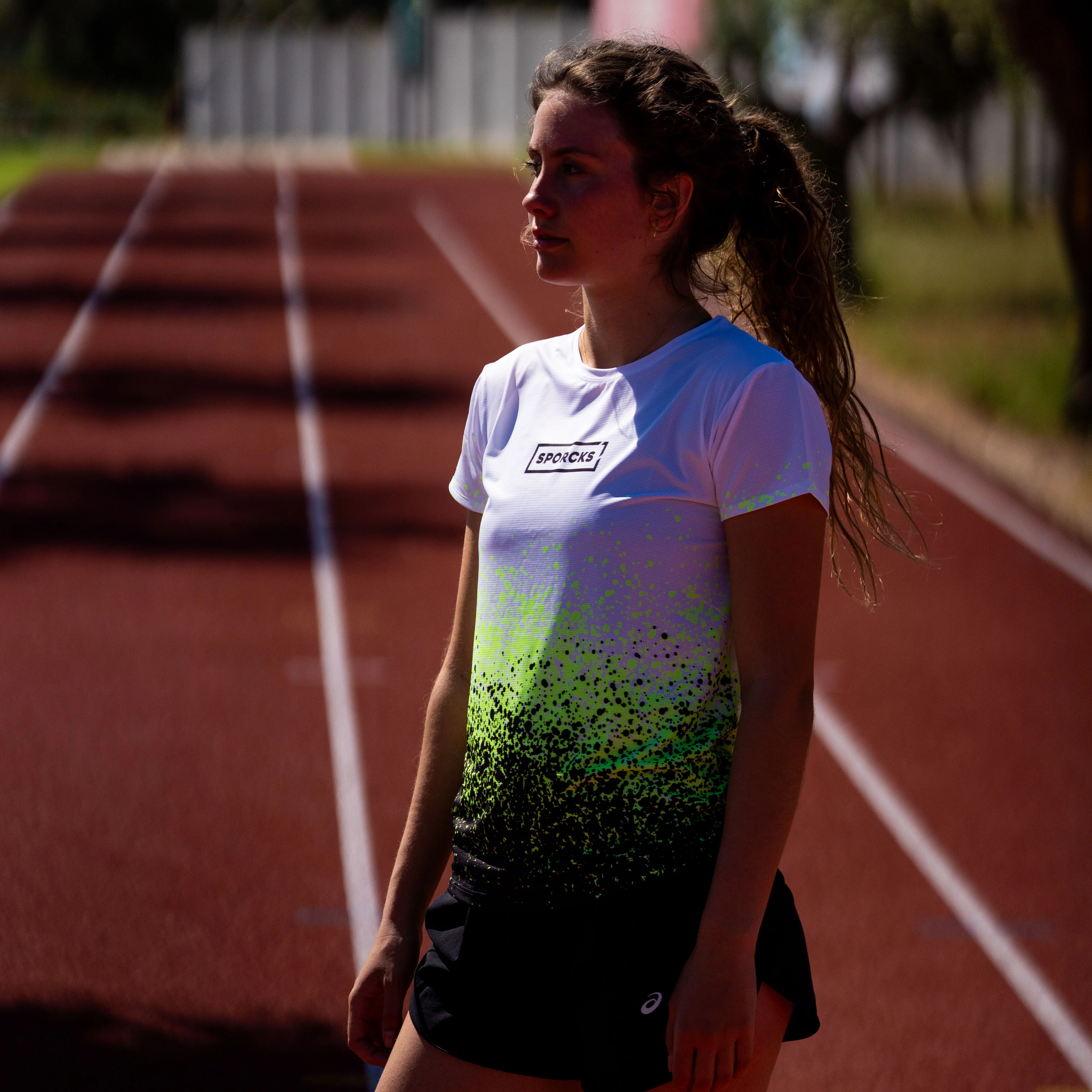BORN TO RUN - CAMISETA TÉCNICA MUJER - Image 2