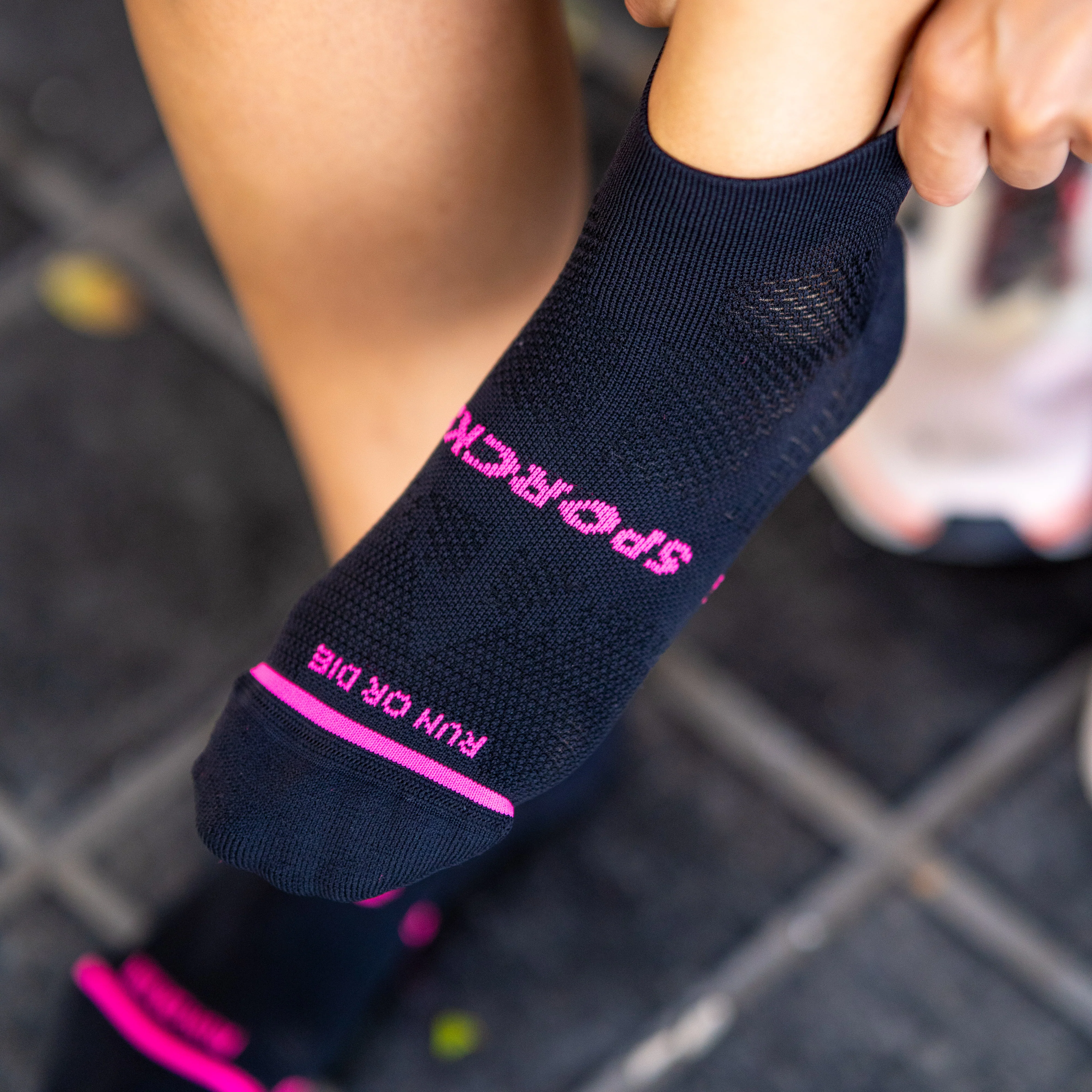 NOOSA BLACK V2 - CALCETÍN RUNNING - Image 2